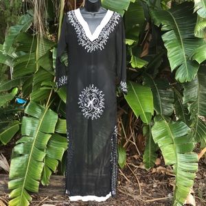 Embroidered caftan/tunic